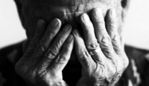 Leia mais sobre o artigo Isolamento social aumentou número de denúncias de violência contra idosos