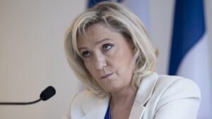 Leia mais sobre o artigo Ultradireita é derrotada nas eleições regionais francesas