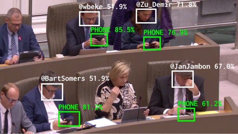 No momento, você está visualizando Software aponta políticos belgas no celular