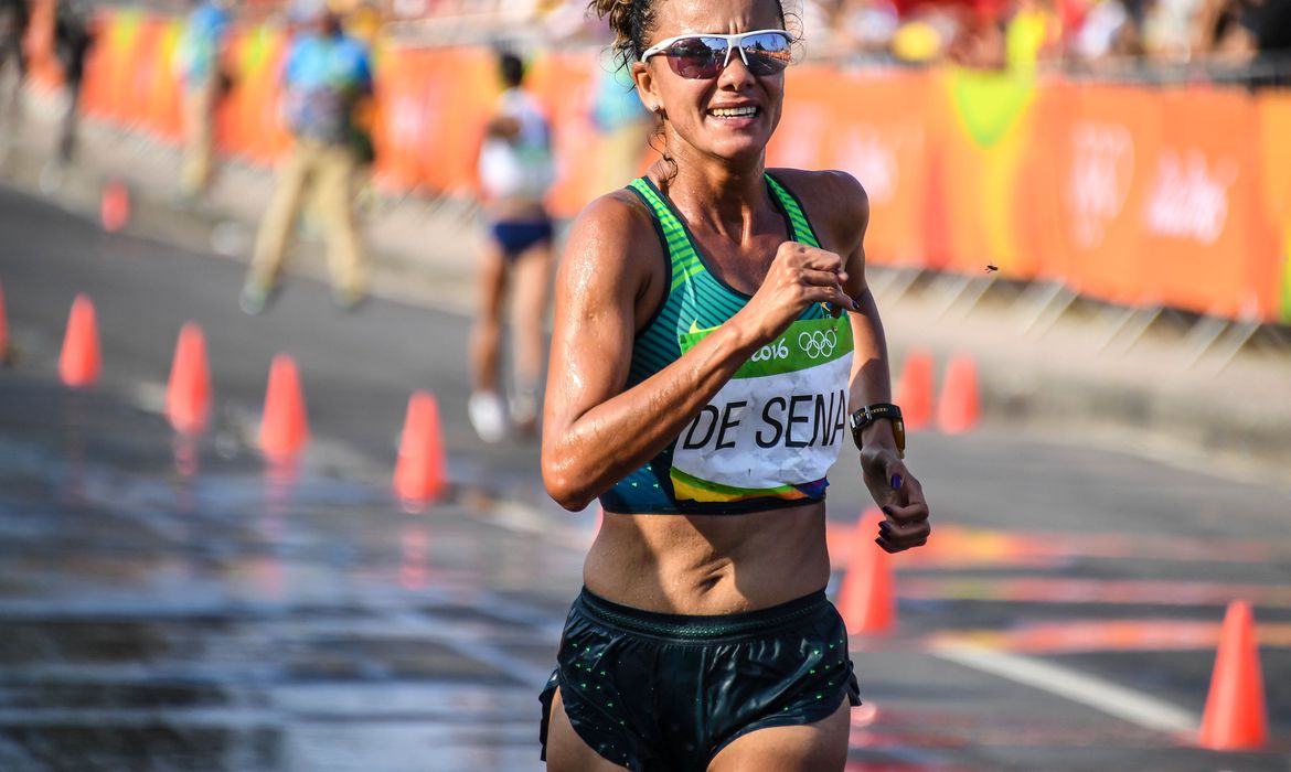 Você está visualizando atualmente Érica Sena é punida no atletismo e fica em 11º lugar em Tóquio