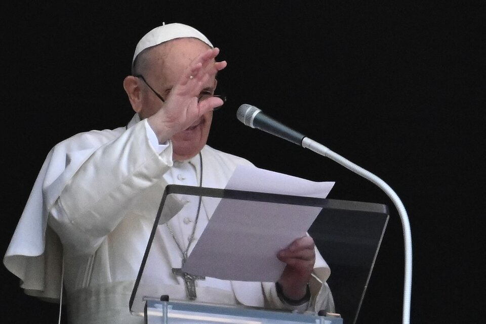 Você está visualizando atualmente Papa Francisco saudou o Peru após a aprovação de Pedro Castillo