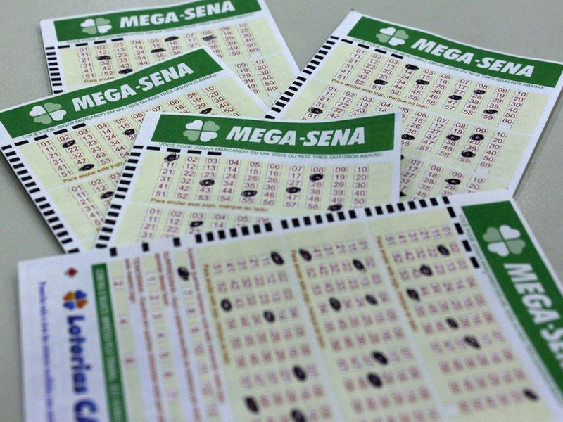 Você está visualizando atualmente Mega-Sena terá 3 sorteios na semana em edição especial da Caixa
