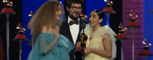 Grammy Latino: Caetano Veloso, Toquinho e Anavitória levam prêmios