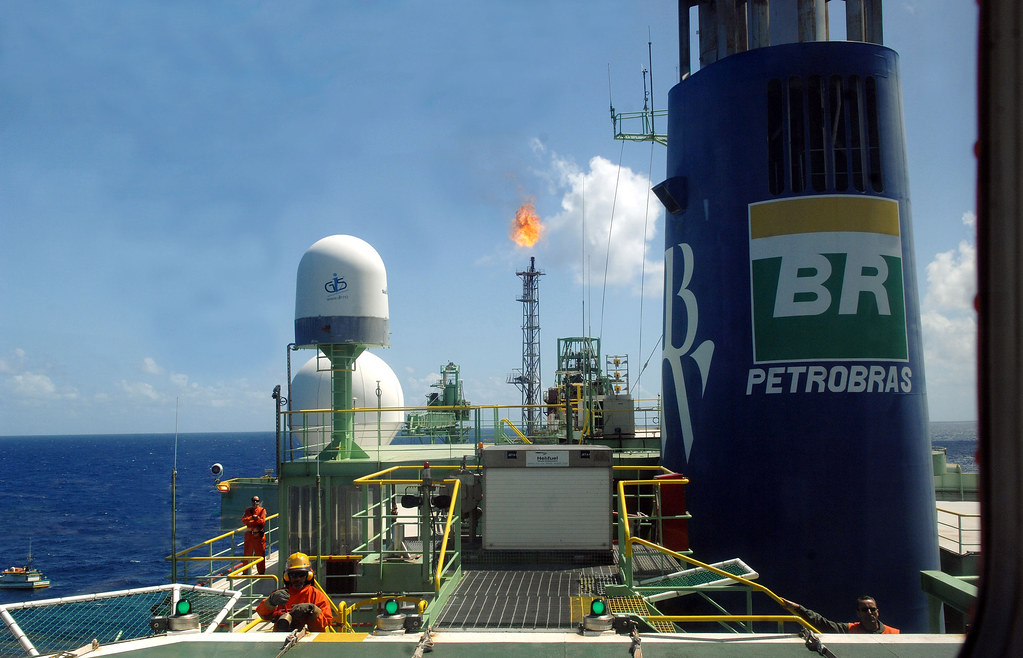 No momento, você está visualizando Petrobras encontra mais petróleo na Bacia de Santos