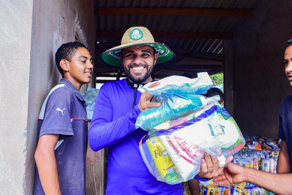 Você está visualizando atualmente Programa SER Família Solidário beneficia comunidade em Rosário Oeste