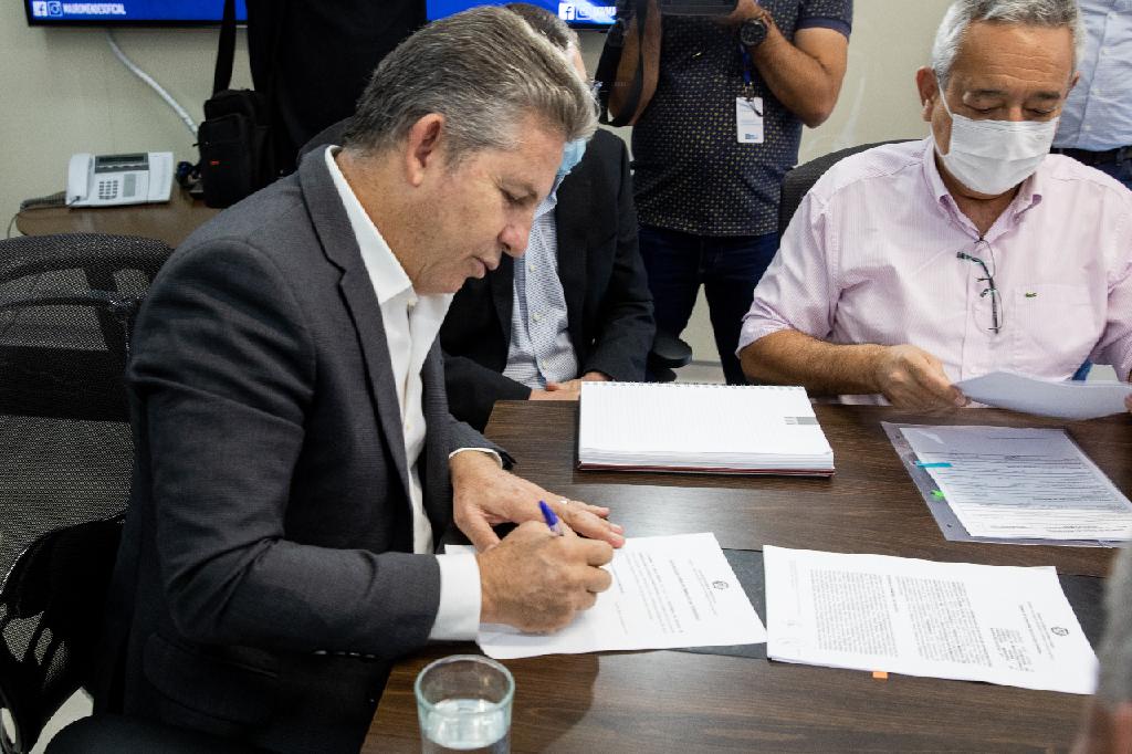 Você está visualizando atualmente Barra do Garças recebe R$ 15 milhões para recuperação de ruas da cidade