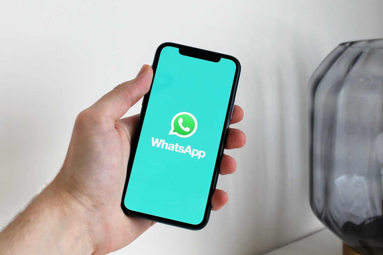 Você está visualizando atualmente 6 dicas para ‘limpar’ o WhatsApp e liberar espaço no celular