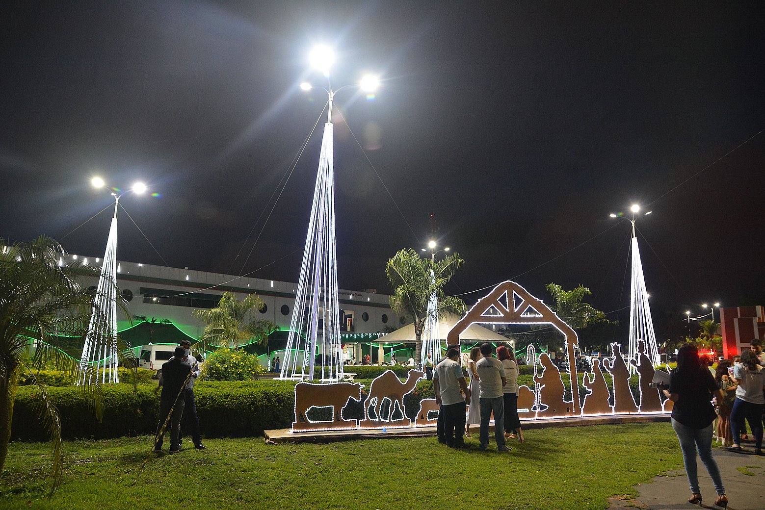 No momento, você está visualizando Várzea Grande terá iluminação especial para festas de fim de ano