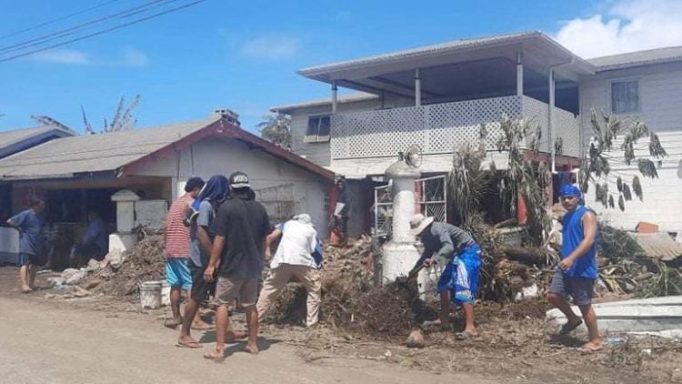 Você está visualizando atualmente Primeiros voos de transporte com ajuda humanitária chegam a Tonga