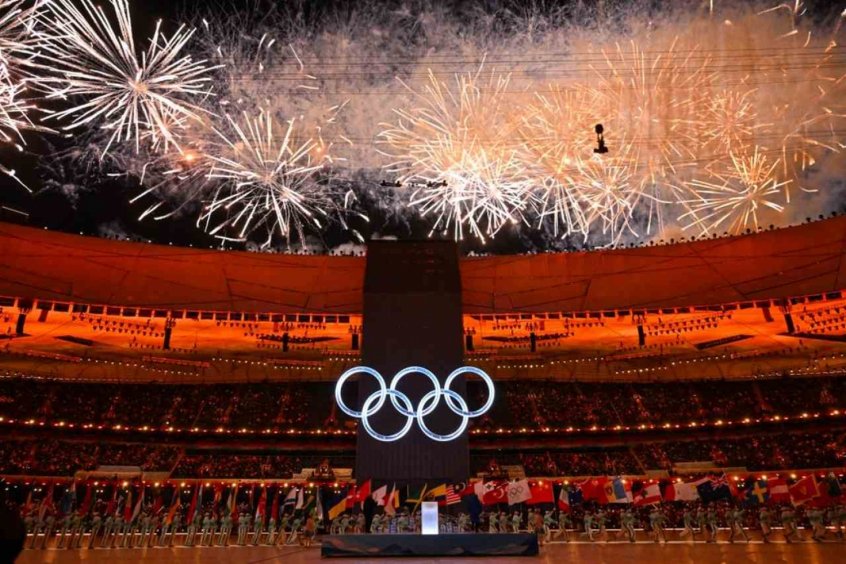 Você está visualizando atualmente Cerimônia de Abertura: Começam os Jogos Olímpicos de Inverno em Pequim