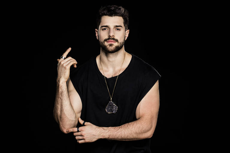 Você está visualizando atualmente ALOK EM CUIABÁ: DJ anuncia show na capital no mês de abril