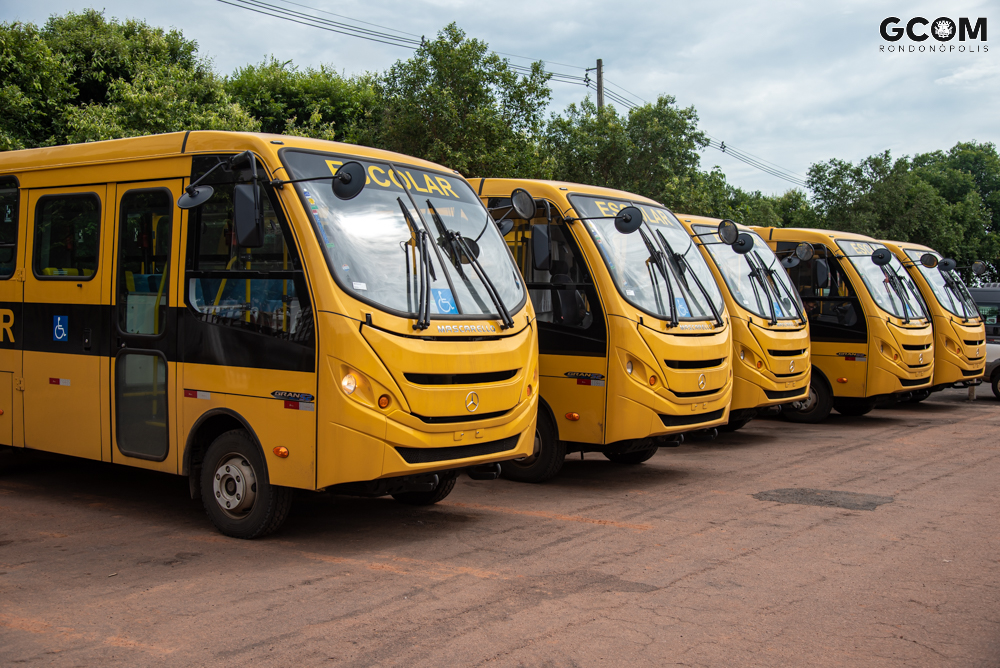 No momento, você está visualizando Rondonópolis: Educação recebe frota de ônibus para atender alunos das escolas rurais