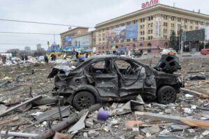 Leia mais sobre o artigo Rússia ataca prédio público da segunda maior cidade da Ucrânia