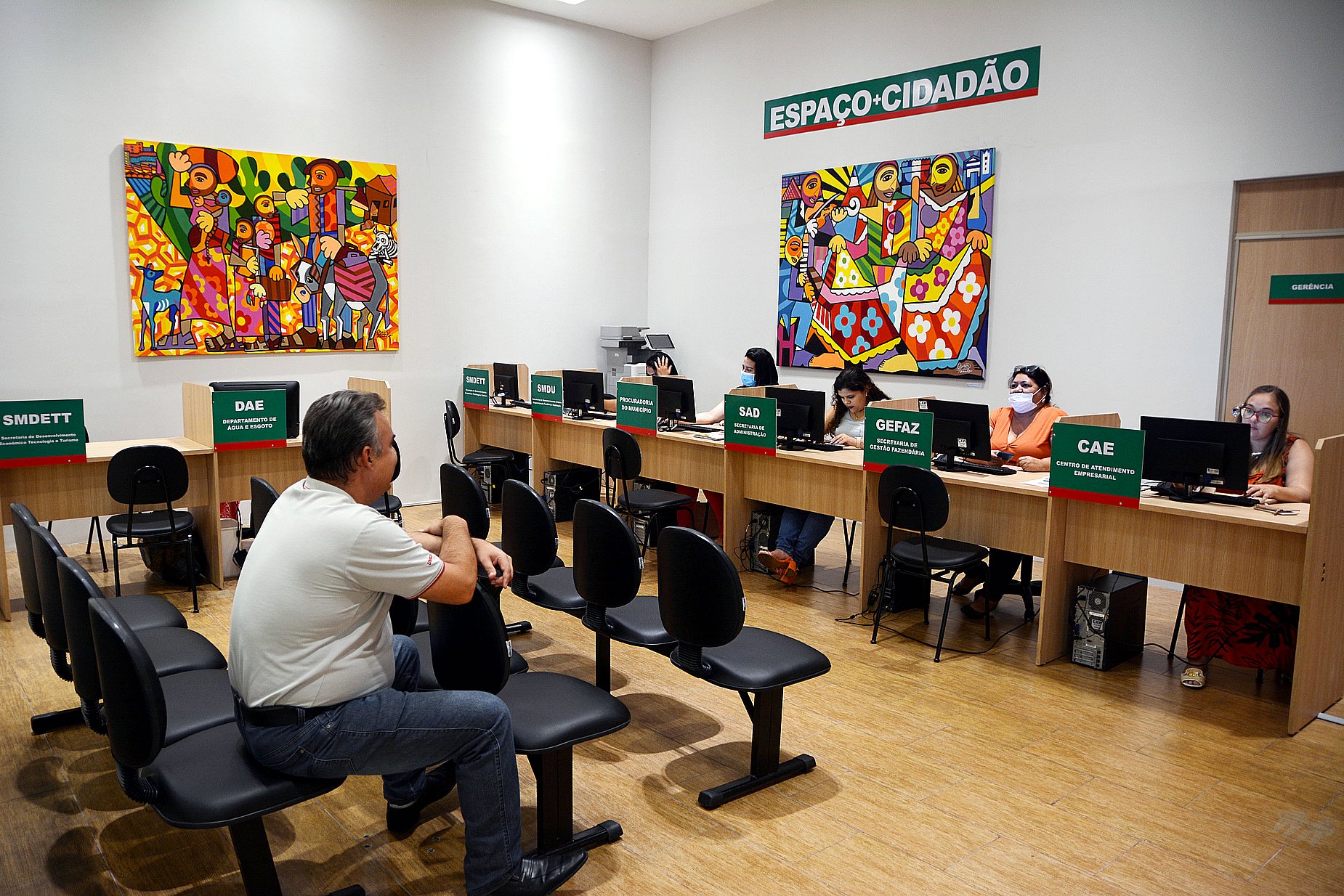 Você está visualizando atualmente Espaço Mais Cidadão é instalado no Várzea Grande Shopping Center