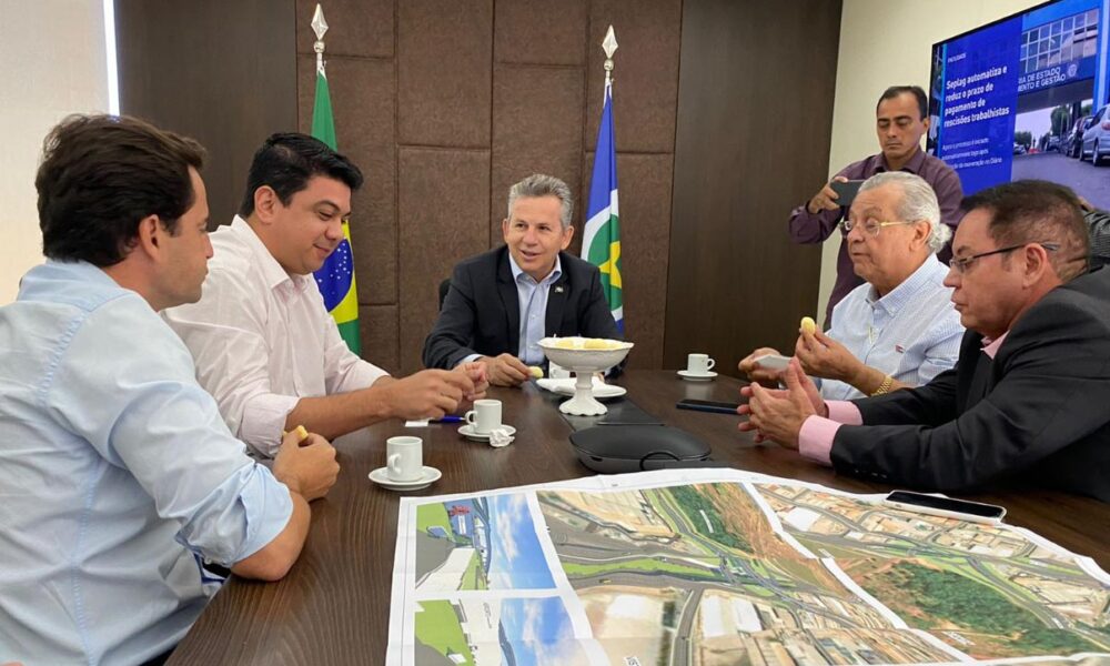 No momento, você está visualizando Mauro Mendes e Kalil Baracat discutem medidas para melhorias no transporte coletivo