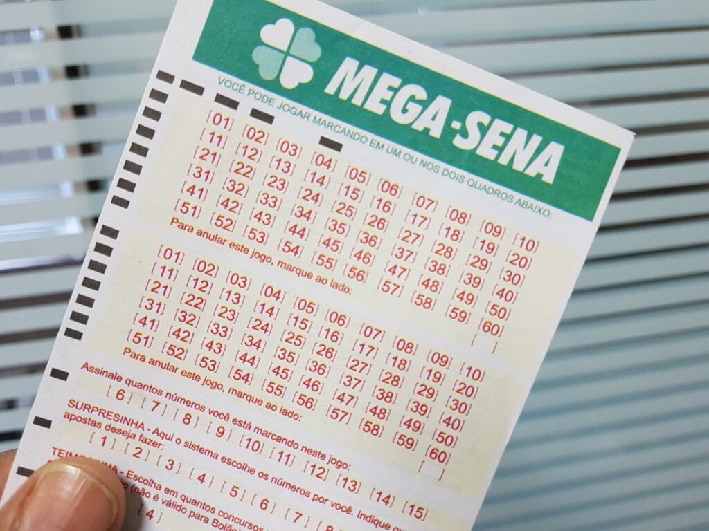 Você está visualizando atualmente MEGA-SENA: Apostador pode levar até R$ 3 milhões