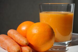 Leia mais sobre o artigo Falta de vitamina C pode afetar o funcionamento cognitivo, diz estudo