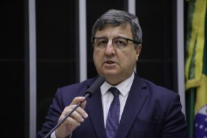 Leia mais sobre o artigo Governadores querem gatilho para manter arrecadação do ICMS