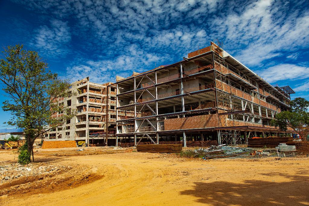 Você está visualizando atualmente OBRAS: Hospital Central de Alta Complexidade em Cuiabá segue em execução