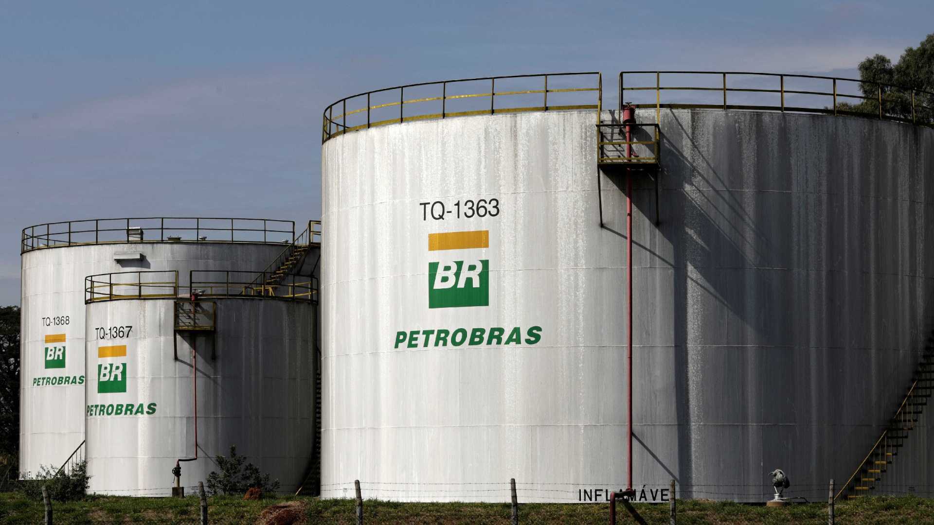 Você está visualizando atualmente Petrobras reforça compromissos com o preço dos combustíveis