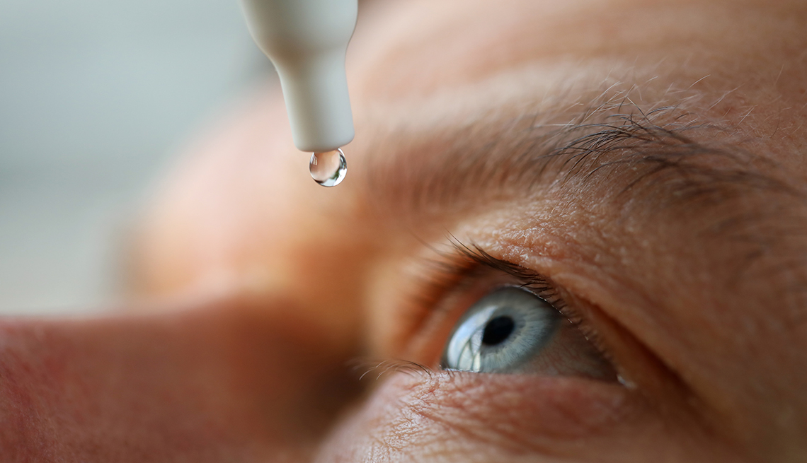 Você está visualizando atualmente Cientistas desenvolvem remédio de catarata que substitui cirurgia nos olhos