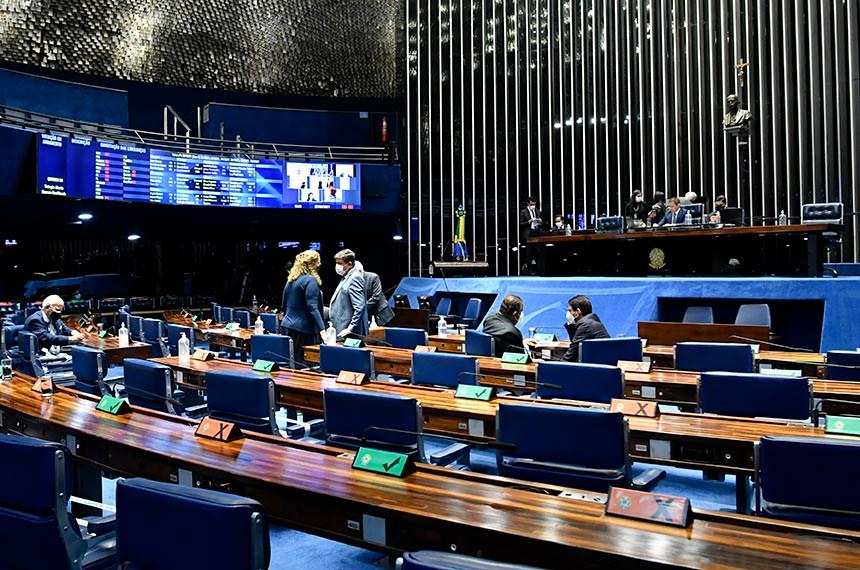 Você está visualizando atualmente Senado aprova aumento de gastos com propaganda governamental