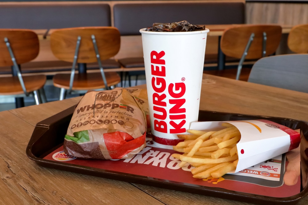 Você está visualizando atualmente Whopper Costela não tem costela, afirma o Burger King