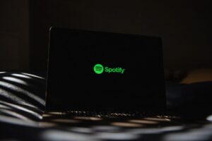 Leia mais sobre o artigo Spotify poderia ganhar uma função de karaokê em breve