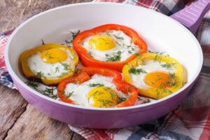 Leia mais sobre o artigo O que aconteceria se você parasse de comer ovos?