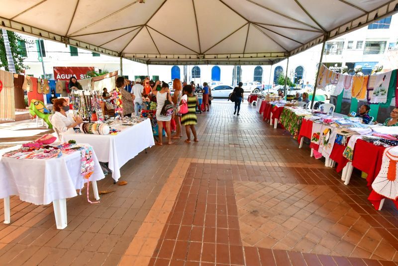 No momento, você está visualizando CUIABÁ: Feira de Artesanato Popular vai até sábado na Praça Alencastro