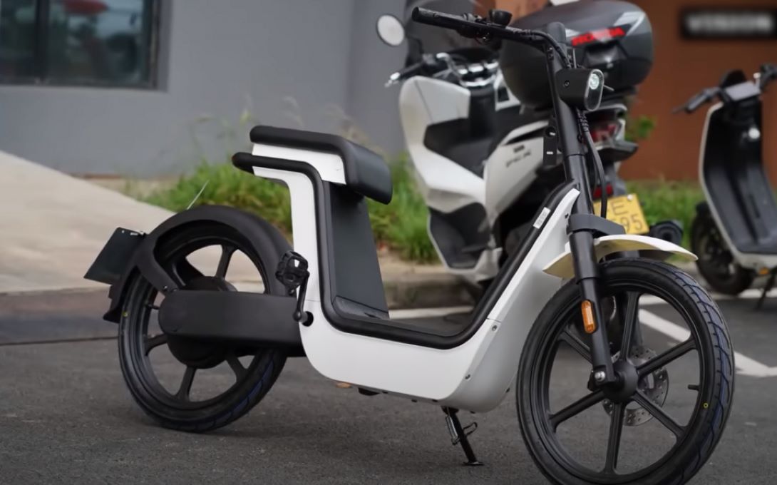 Você está visualizando atualmente Honda anuncia o lançamento de uma scooter elétrica