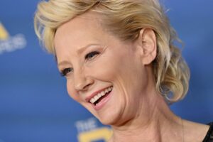 Leia mais sobre o artigo ANNE HECHE: Desejo atendido sobre doação de órgãos 