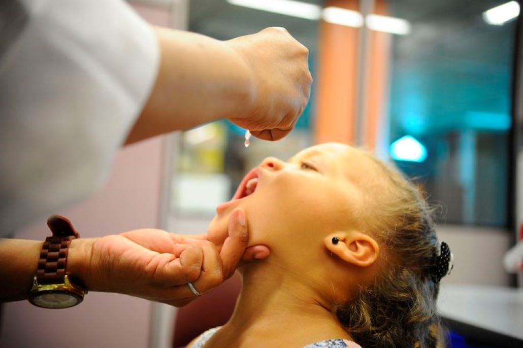 Você está visualizando atualmente Campanha de vacinação contra a poliomielite vai começar em MT
