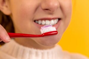 Leia mais sobre o artigo O hábito da higiene bucal influencia na sua longevidade