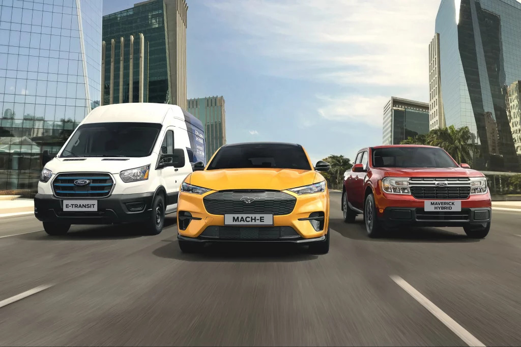 No momento, você está visualizando Van elétrica da Ford e mais dois modelos têm lançamento confirmado