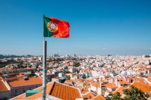 Leia mais sobre o artigo HOME OFFICE: Como conseguir o visto gratuito em Portugal