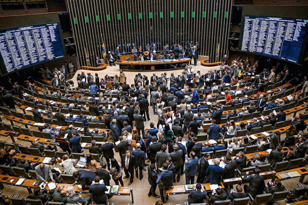 No momento, você está visualizando Deputado federal reúne assinaturas para CPI das Pesquisas