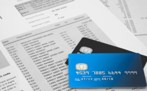 Leia mais sobre o artigo Endividamento: Faturas de cartão de crédito com linguagem mais simples