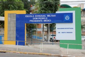 Leia mais sobre o artigo Escola Militar promove feira para orientar estudantes sobre o Enem