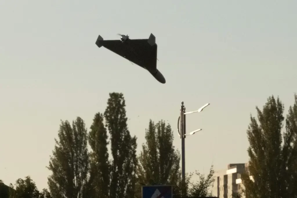 Você está visualizando atualmente Rússia volta a atacar Kiev com drones “suicidas”