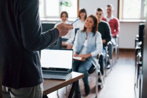 Leia mais sobre o artigo Cuiabá oferece cursos gratuitos para atuação no comércio