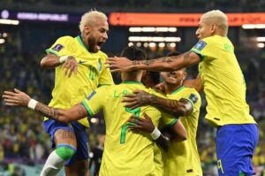 Leia mais sobre o artigo Brasil goleia Coreia e garante vaga nas quartas de final da Copa