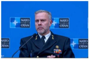 Leia mais sobre o artigo Almirante diz que Otan está pronta para confronto com a Rússia