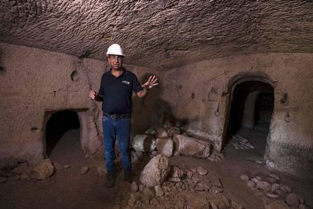 Você está visualizando atualmente Arqueólogos encontram objetos raros em tumba de Salomé