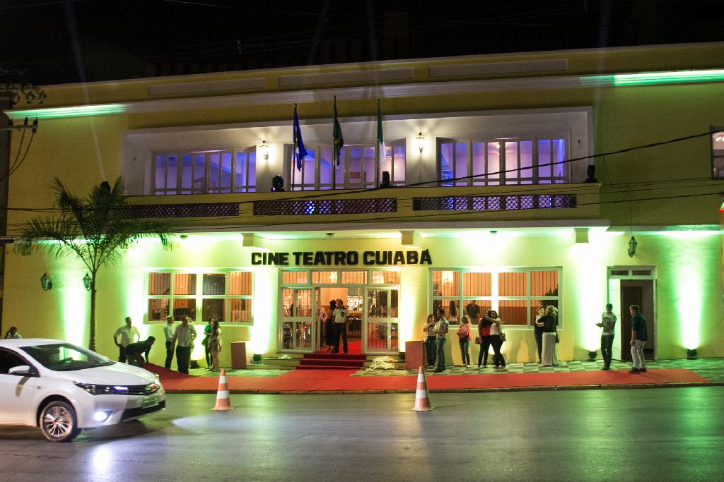 Você está visualizando atualmente Cine Teatro Cuiabá abre edital de chamamento público