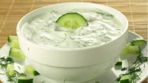 Leia mais sobre o artigo Molho de iogurte mais saboroso e leve que a maionese