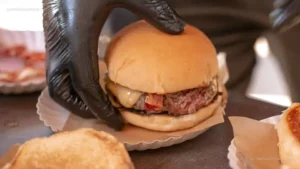 Leia mais sobre o artigo Senac-MT oferece cursos de preparo de hambúrguer e salgados