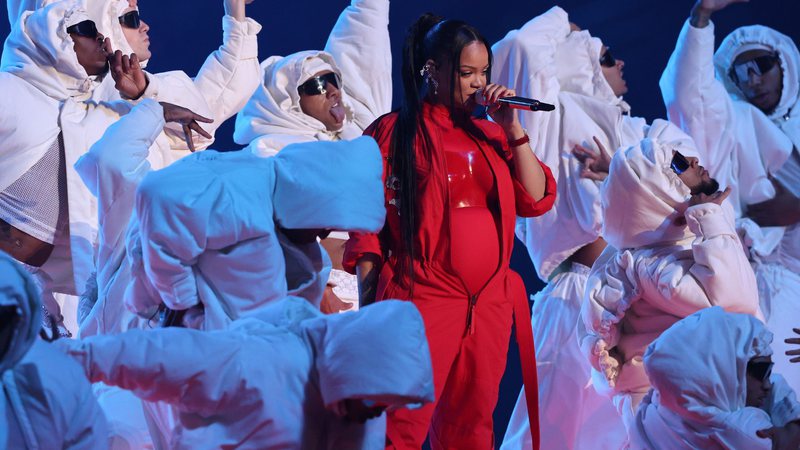 Você está visualizando atualmente Rihanna leva o funk brasileiro para o Super Bowl 2023