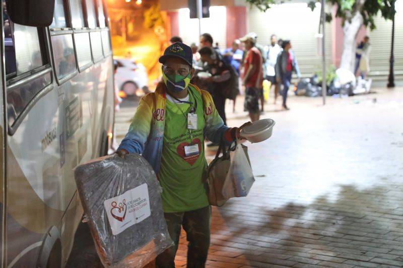 No momento, você está visualizando ‘Campanha Aquece Cuiabá’ destina 8 mil cobertores a instituições