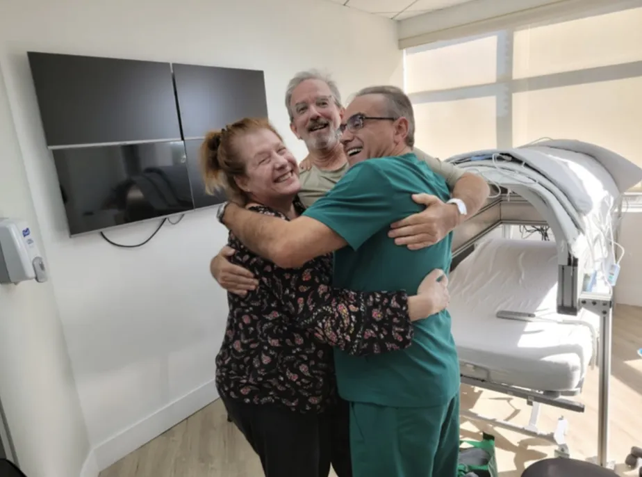 Você está visualizando atualmente Tratamento de médico brasileiro salva paciente terminal